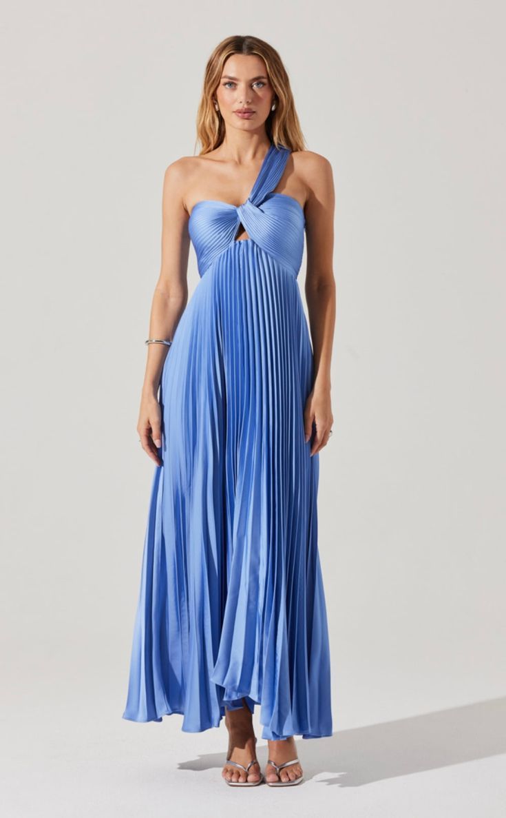 Summer Wedding Guest image